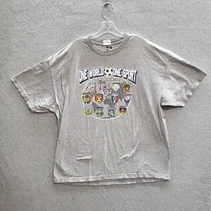Simply For Sports Men T-Shirt XL Gray Soccer One World Sport Countries Flags Tee
